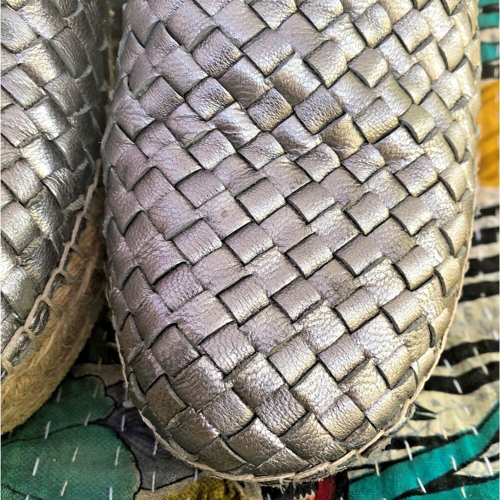 SAM EDELMAN CATHERINE Metallic Gray Woven Leather Espadrille Loafers 7.5 - Picture 4 of 14